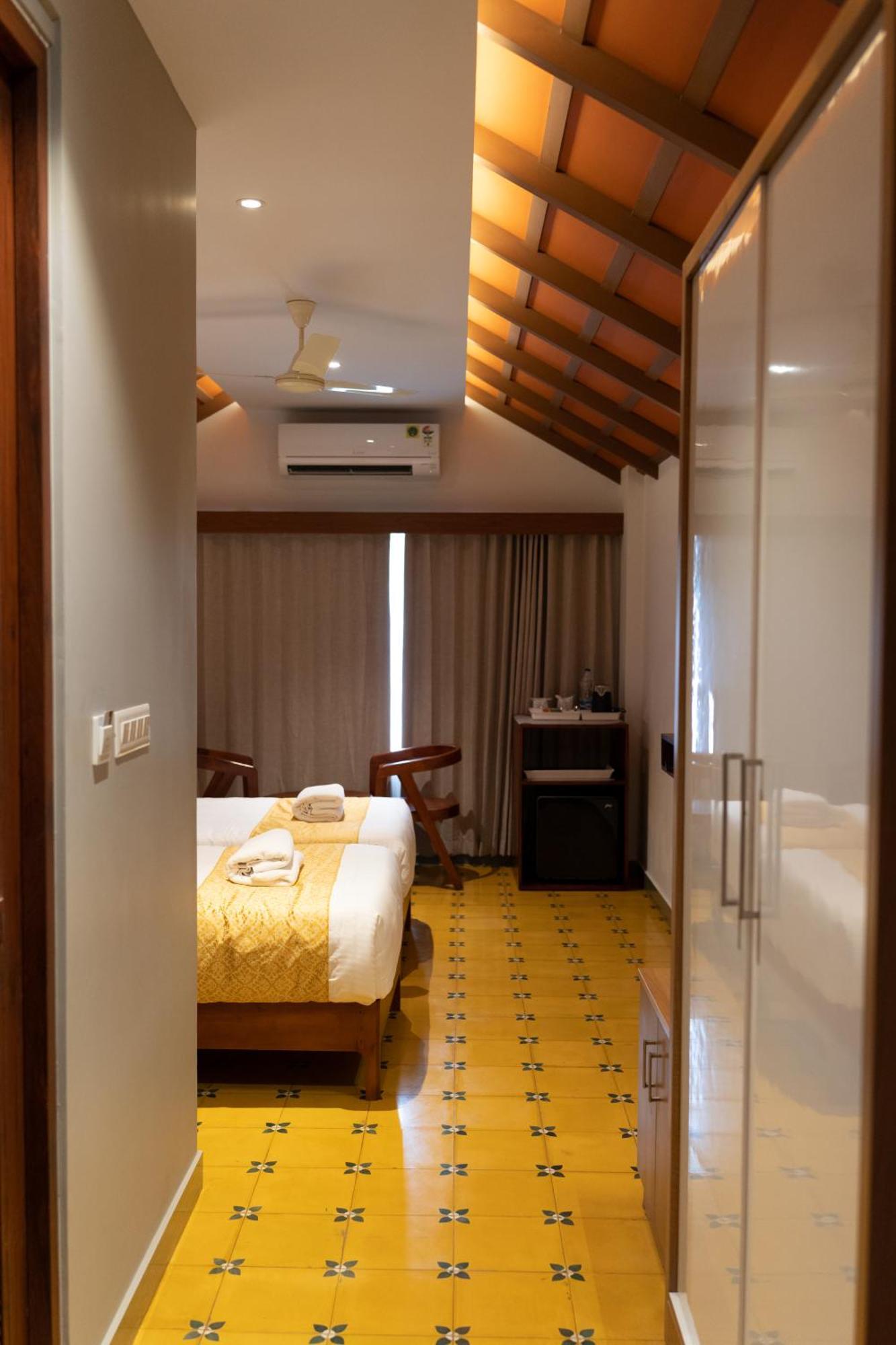 Hotel Palcastle Regency Palakkad Zewnętrze zdjęcie